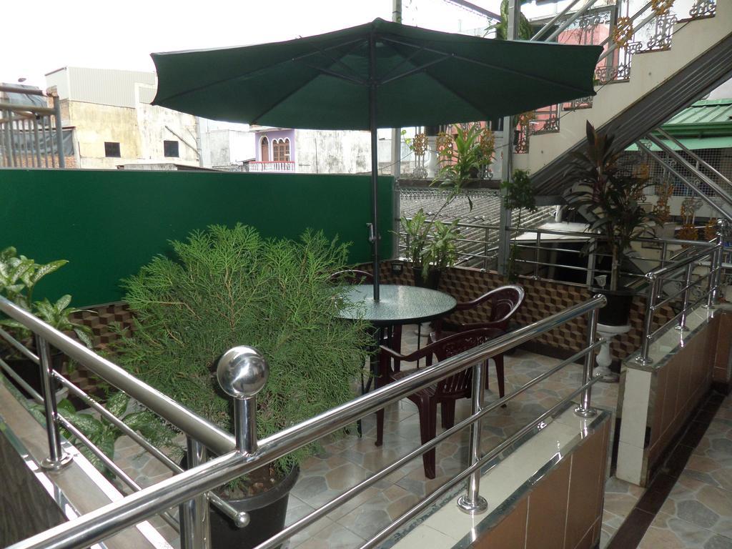 Brighten Hotel Colombo Luaran gambar