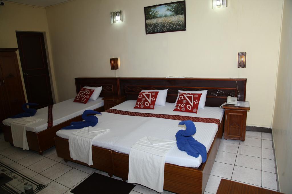 Brighten Hotel Colombo Luaran gambar