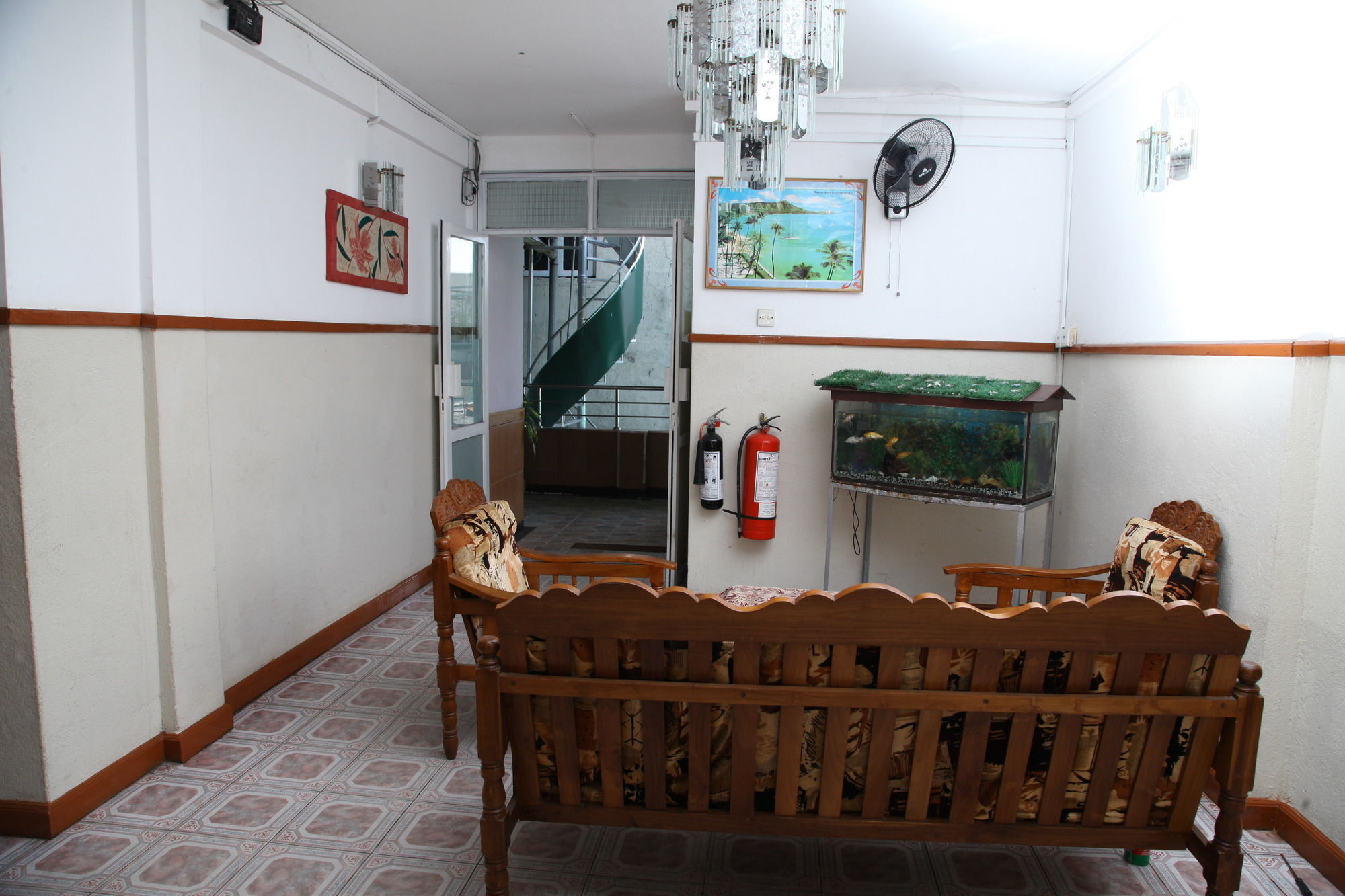 Brighten Hotel Colombo Luaran gambar