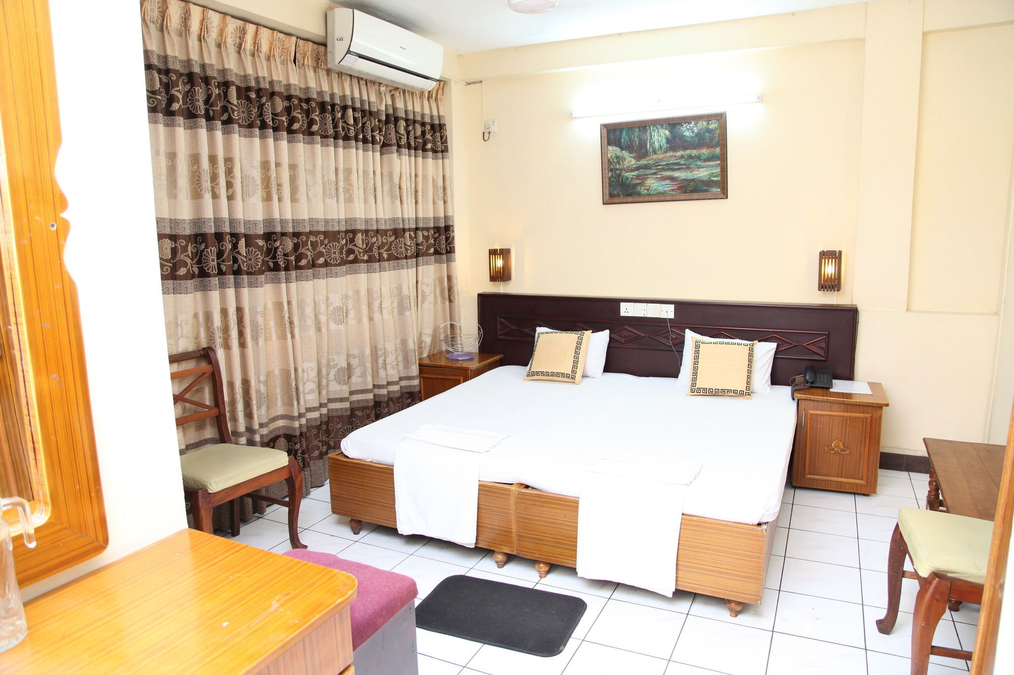 Brighten Hotel Colombo Luaran gambar