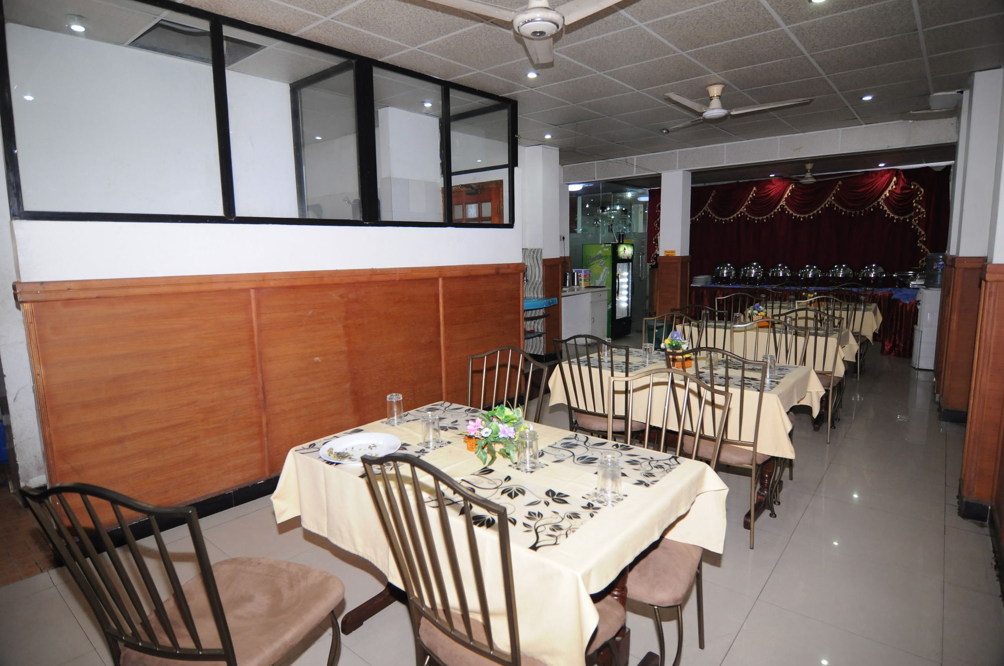 Brighten Hotel Colombo Luaran gambar