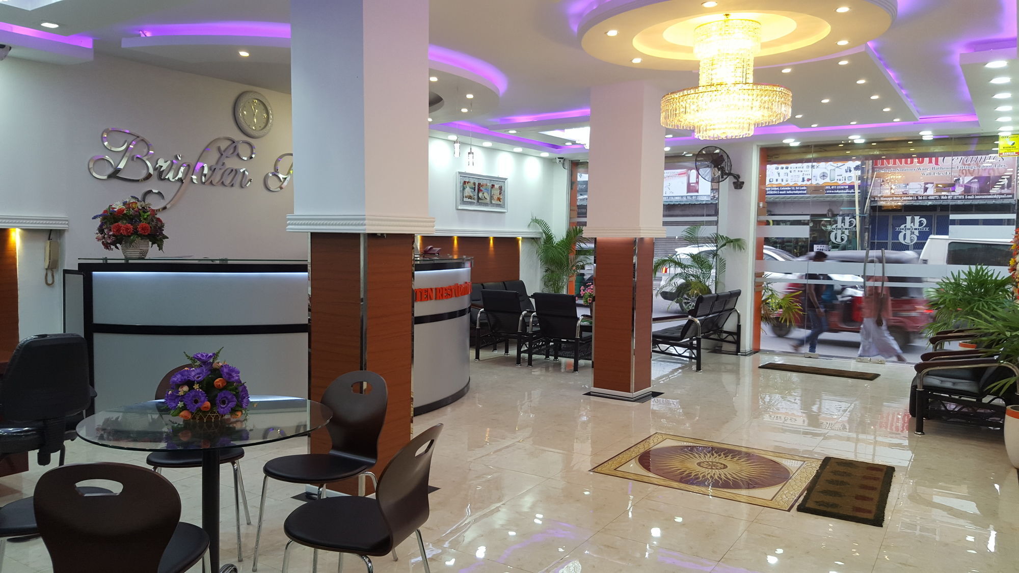 Brighten Hotel Colombo Luaran gambar