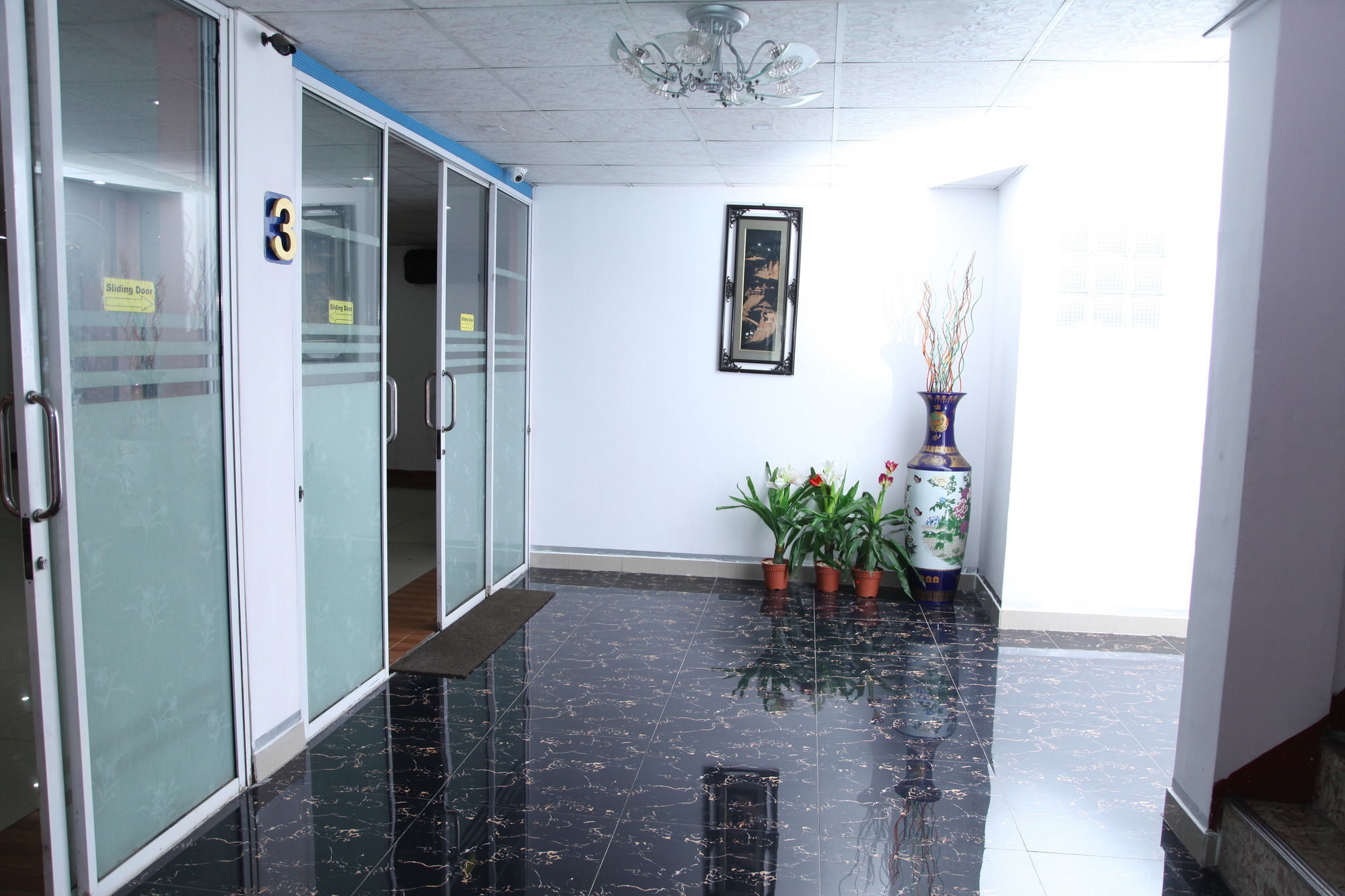 Brighten Hotel Colombo Luaran gambar
