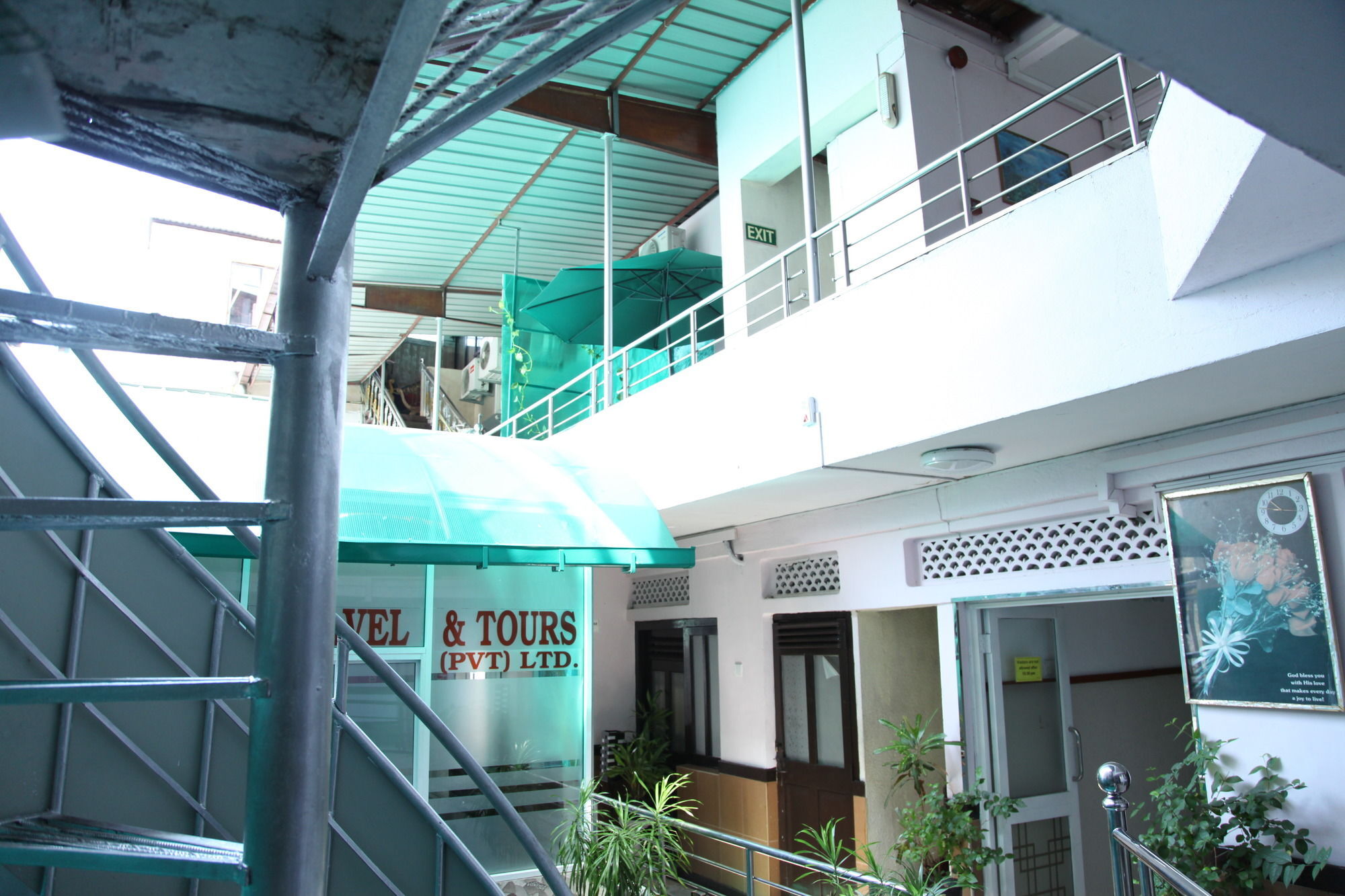 Brighten Hotel Colombo Luaran gambar